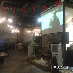 探索小巷中的隐藏宝藏,特色小店的奇妙之旅与最新美股动态