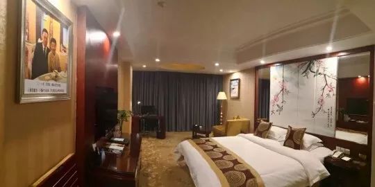 最新客房的温馨奇遇之旅